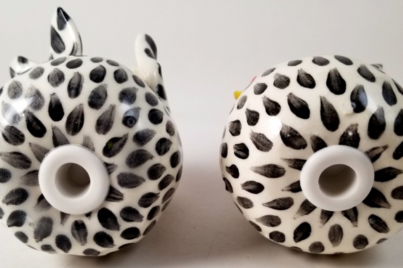 Chicken Salt and Pepper Shakers Black and White