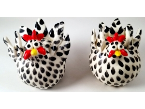 Chicken Salt and Pepper Shakers Black and White